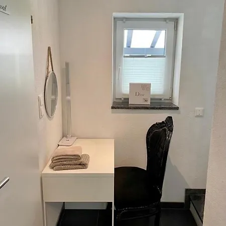 Vakantiehuis Haus Mit Pool Nahe Der Stadt Salzburg *
