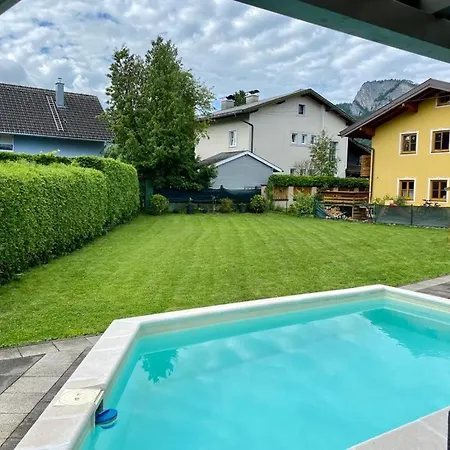 Haus Mit Pool Nahe Der Stadt Salzburg Vakantiehuis *