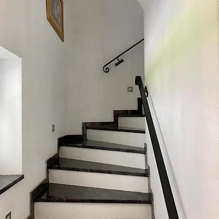 Haus Mit Pool Nahe Der Stadt Salzburg Vakantiehuis *